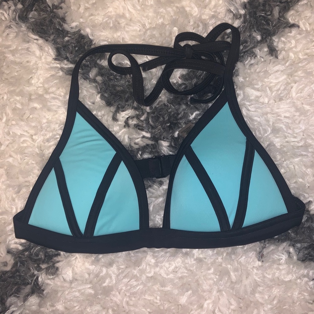 VS PINK bikini top